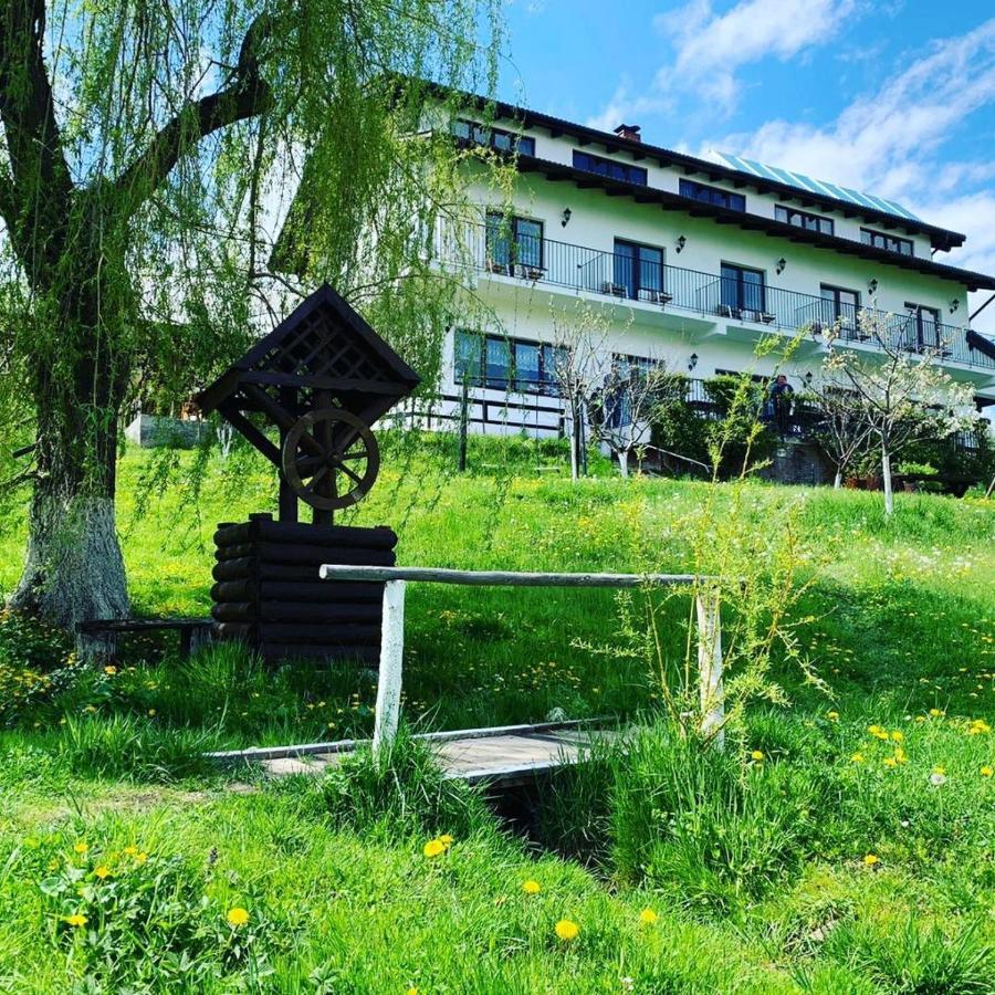 Pensiunea La Maison Bran  Exteriör bild
