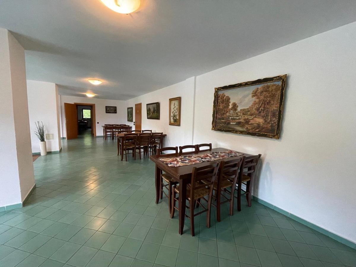 Pensiunea La Maison Bran  Exteriör bild